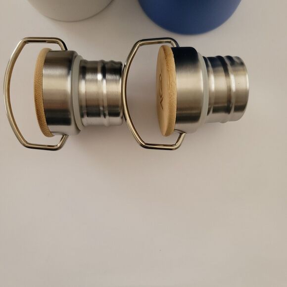 4OCEAN Insulated Blue & White Stainless Steel Reusable Water Bottles Set Of 2 - Picture 7 of 13